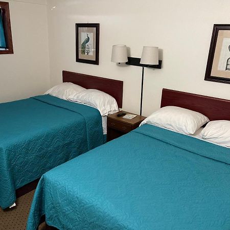 Highland Court Motel Fairmont Buitenkant foto