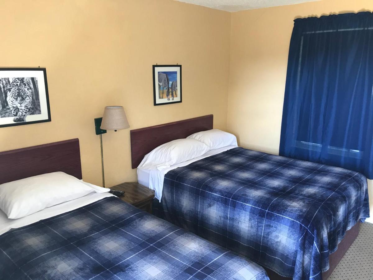 Highland Court Motel Fairmont Buitenkant foto