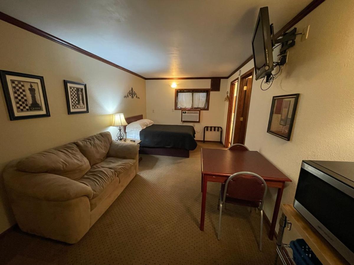 Highland Court Motel Fairmont Buitenkant foto