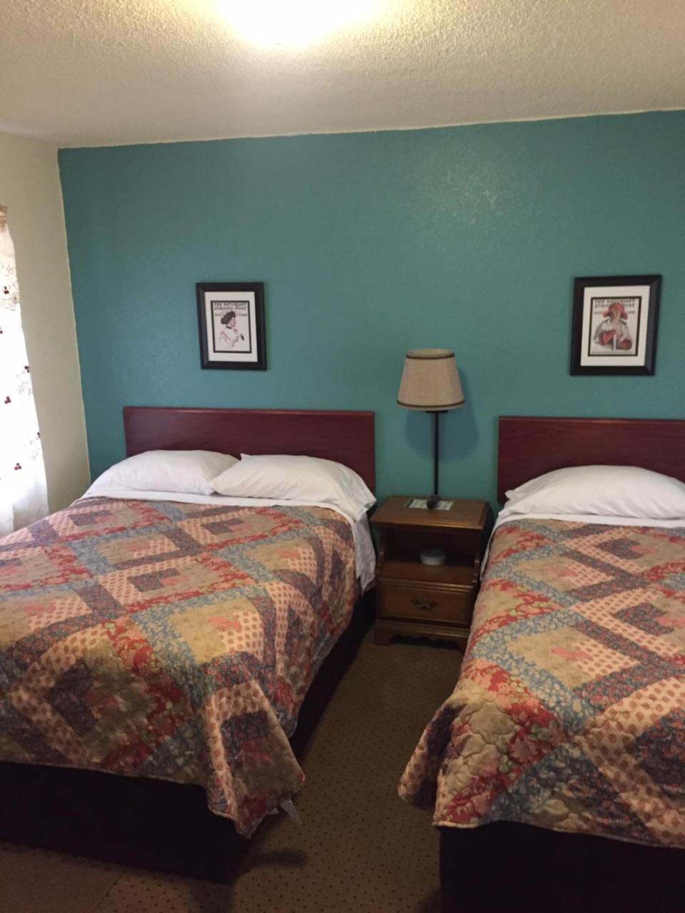 Highland Court Motel Fairmont Buitenkant foto