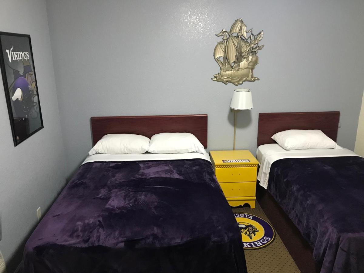 Highland Court Motel Fairmont Buitenkant foto